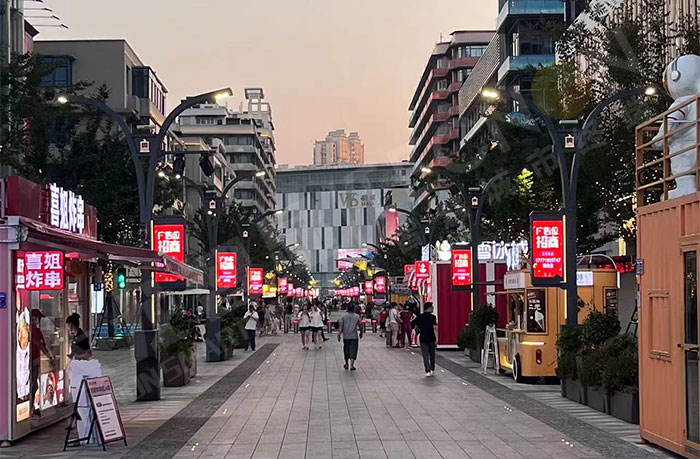 燈桿屏